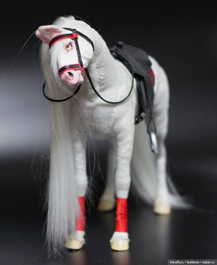 Лошадь для Барби, подвижная в смешанной технике, конь формат 1/6 (фото 7)