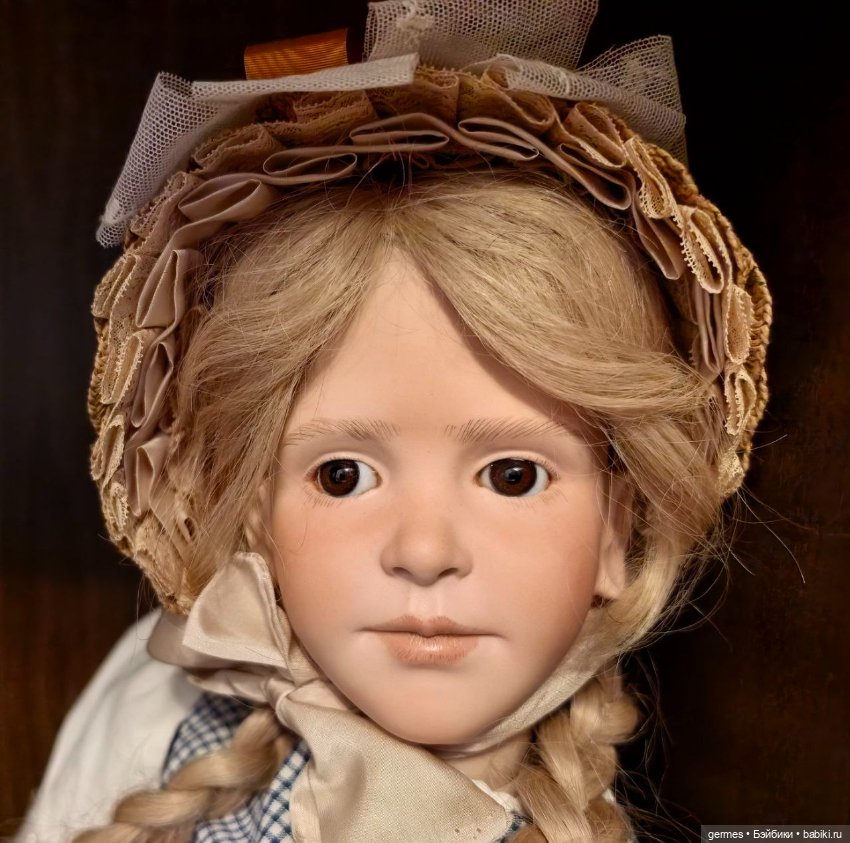 Фарфоровая студийная кукла от Ruth Treffeisen (фото 2)