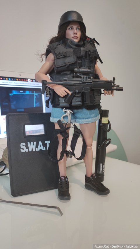 Китбаш милитари экшен девушка 1/6 на wb206 (фото 2)