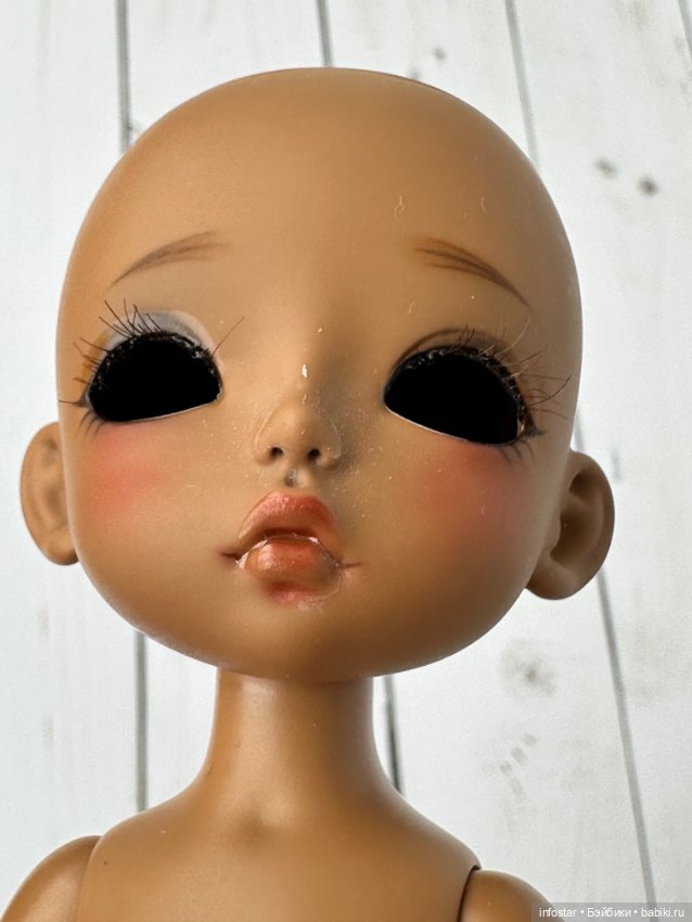 Шоколадка Lati yellow brown tan Nia! С большим приданным и набором Rada (фото 5)