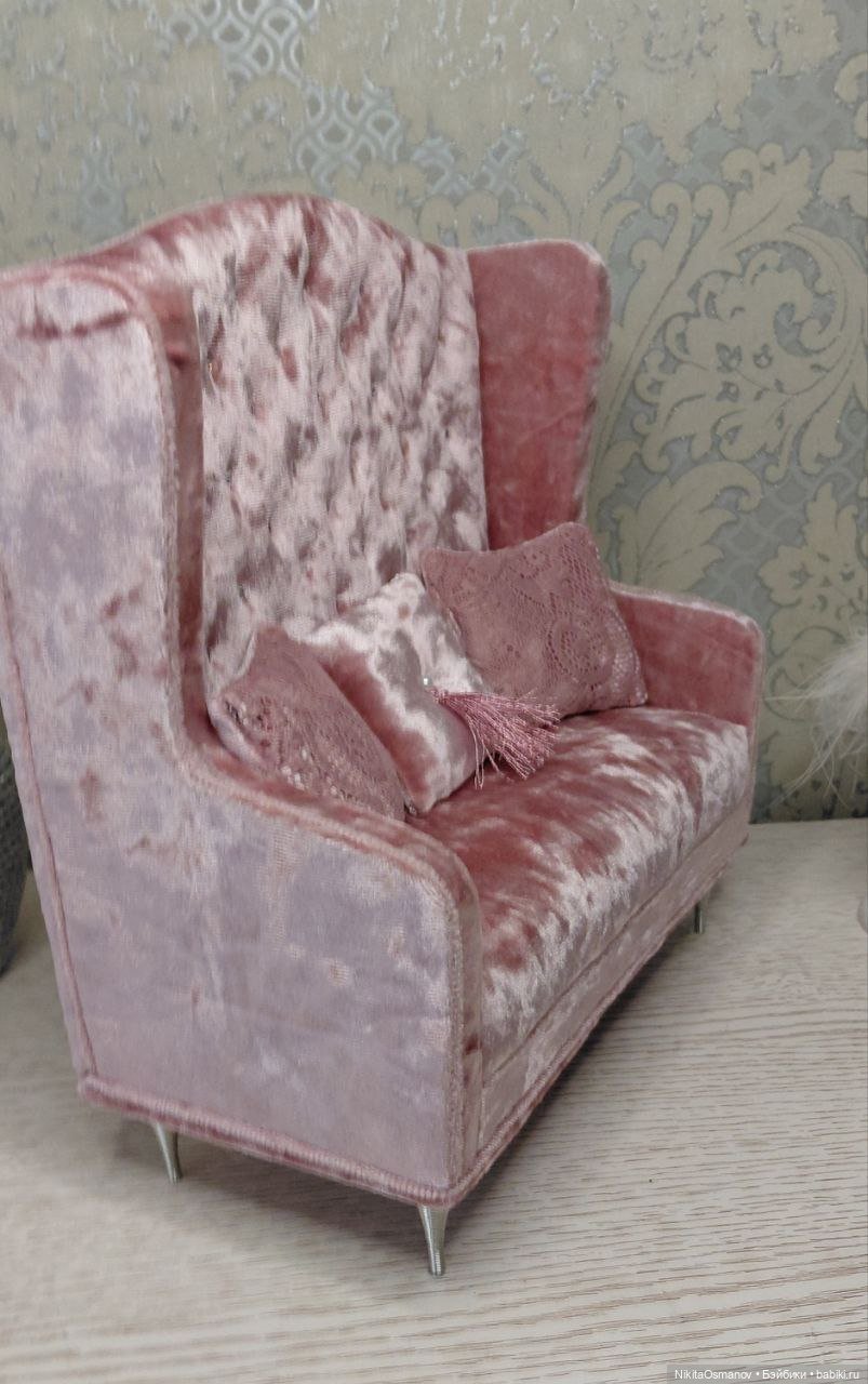 Мебель бархатный диван для кукол Паола, Рейна, Блайз, Барби 1:6 (фото 4)