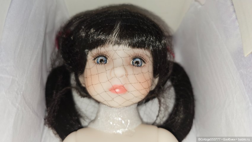 Snow Samantha's Exclusive Ruby Red Limited Edition (фото 3)