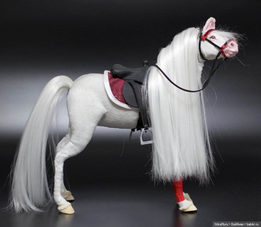 Лошадь для Барби, подвижная в смешанной технике, конь формат 1/6 (фото 8)