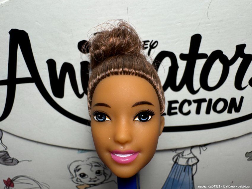 Голова Барби "Безграничные движения" 2018 год (4)