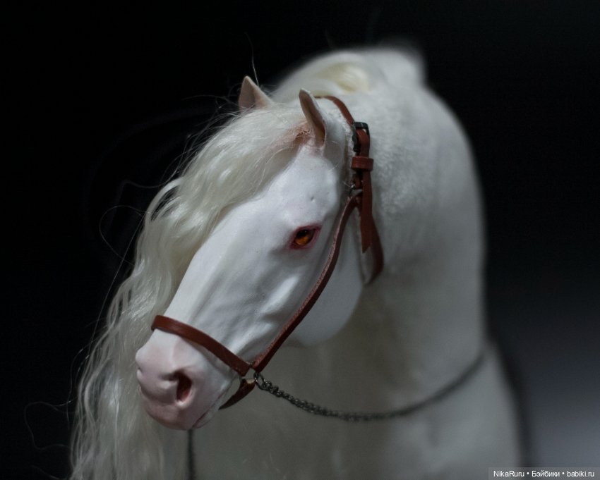 Лошадь для Барби, подвижная в смешанной технике, конь формат 1/6 (фото 6)