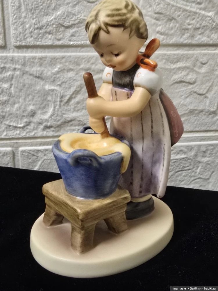 Goebel Hummel. Мамина помощница.1989г (фото 2)