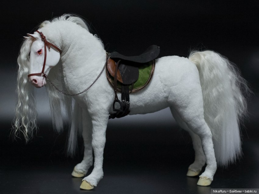 Лошадь для Барби, подвижная в смешанной технике, конь формат 1/6 (фото 9)