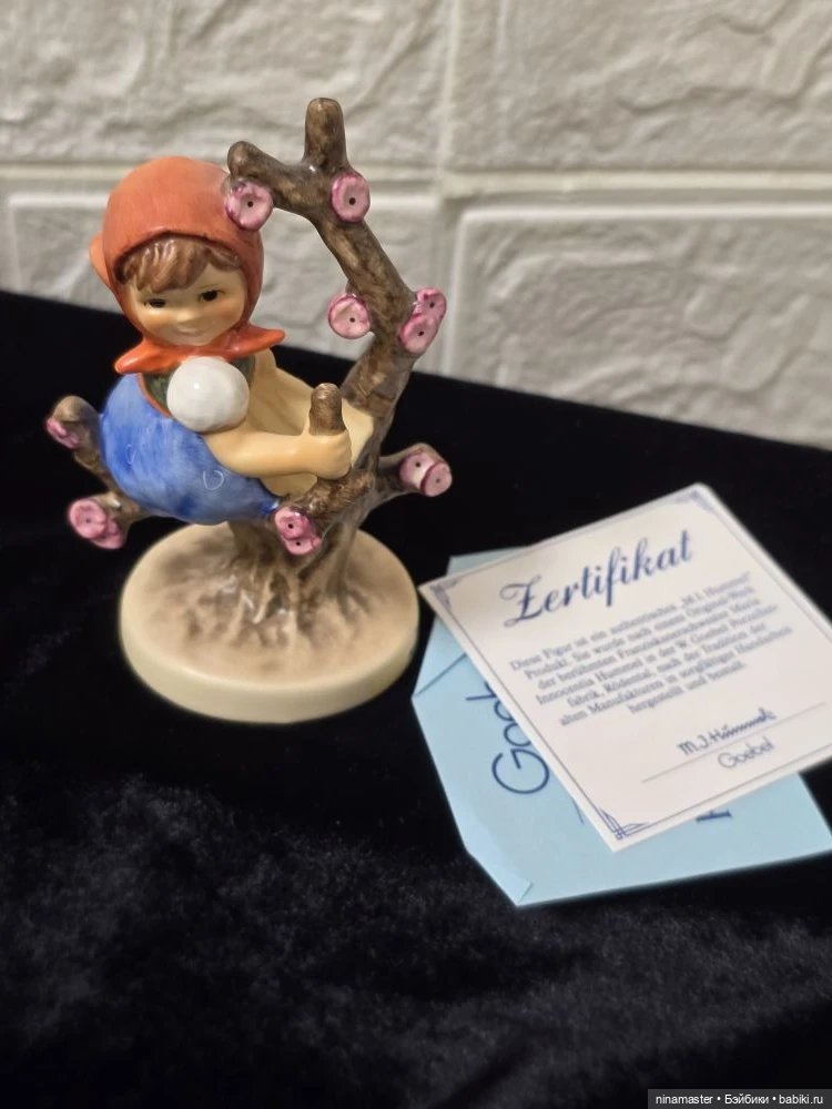 Goebel Hummel. Девочка на дереве.1994г (фото 8)