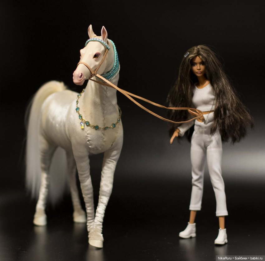 Лошадь для Барби, подвижная в смешанной технике, конь формат 1/6 (фото 2)