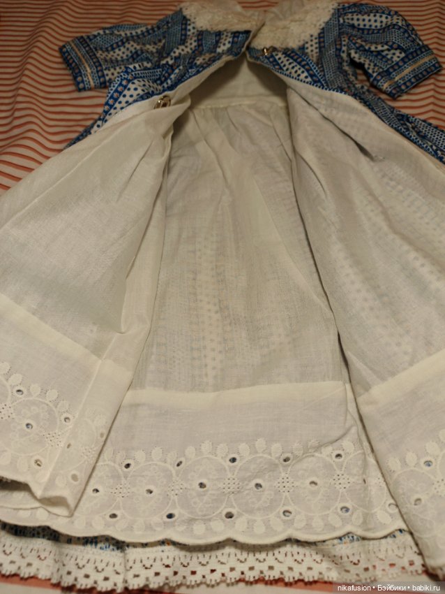 Платье и фартук на винтажную или антикварную куклу ростом 60-65 см (фото 8)