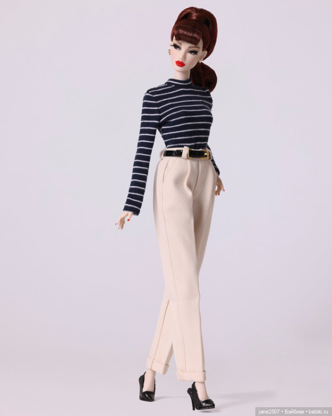 Почти полный аутфит коллекционной Defa Lucy Paris Collection Model 03 новый (всё, кроме белья) (фото 5)