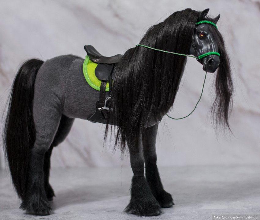 Лошадь для Барби, подвижная в смешанной технике, конь формат 1/6 (фото 10)