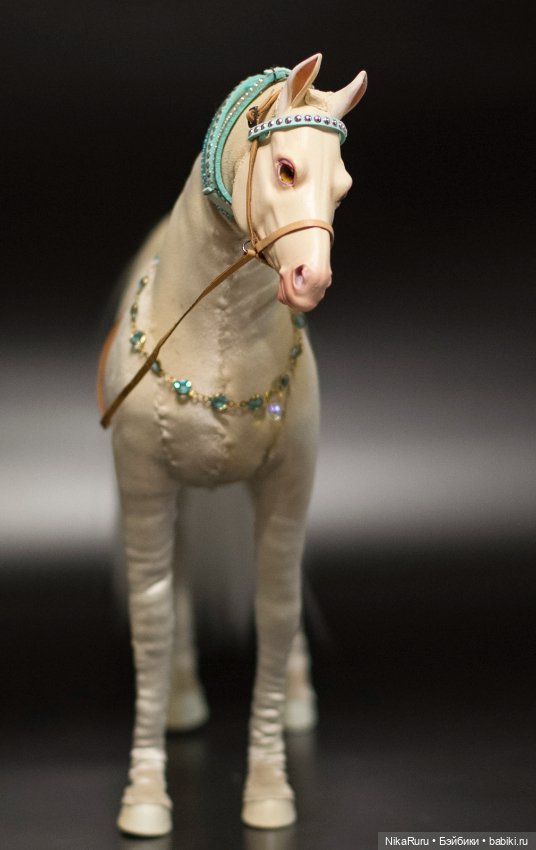 Лошадь для Барби, подвижная в смешанной технике, конь формат 1/6 (фото 8)