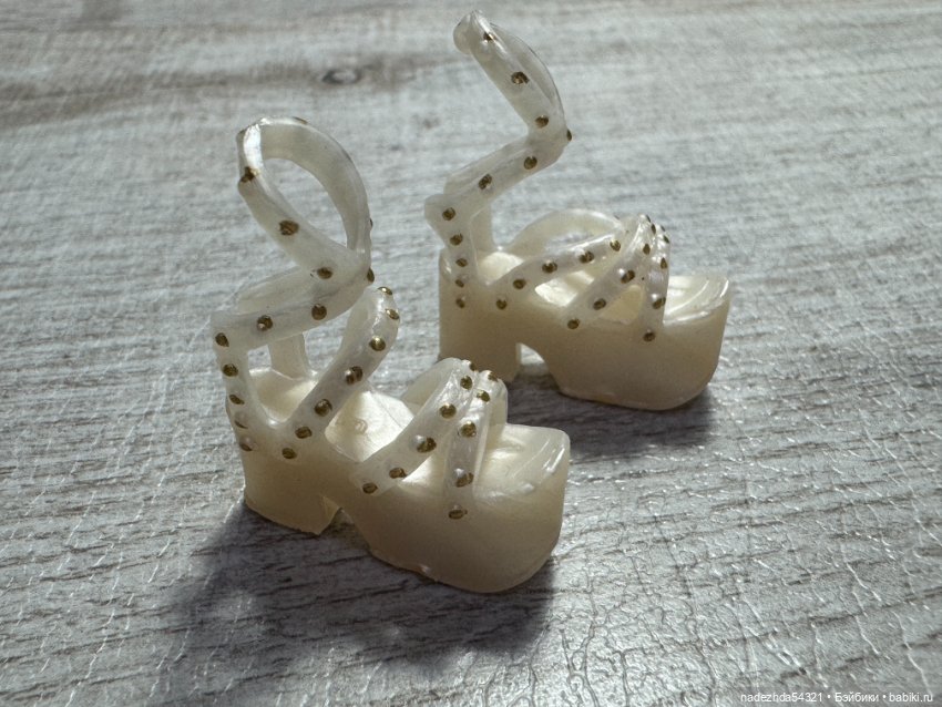 Аутфит из конструктора №1 Барби Анны Лары