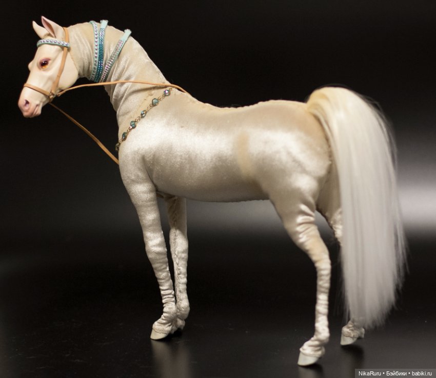 Лошадь для Барби, подвижная в смешанной технике, конь формат 1/6 (фото 5)