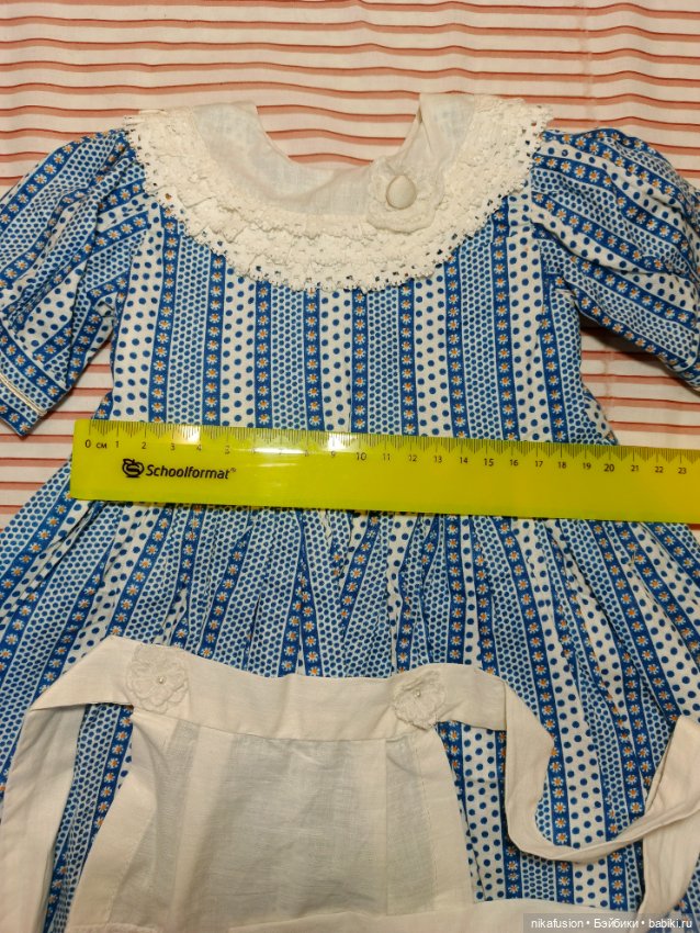 Платье и фартук на винтажную или антикварную куклу ростом 60-65 см (фото 7)
