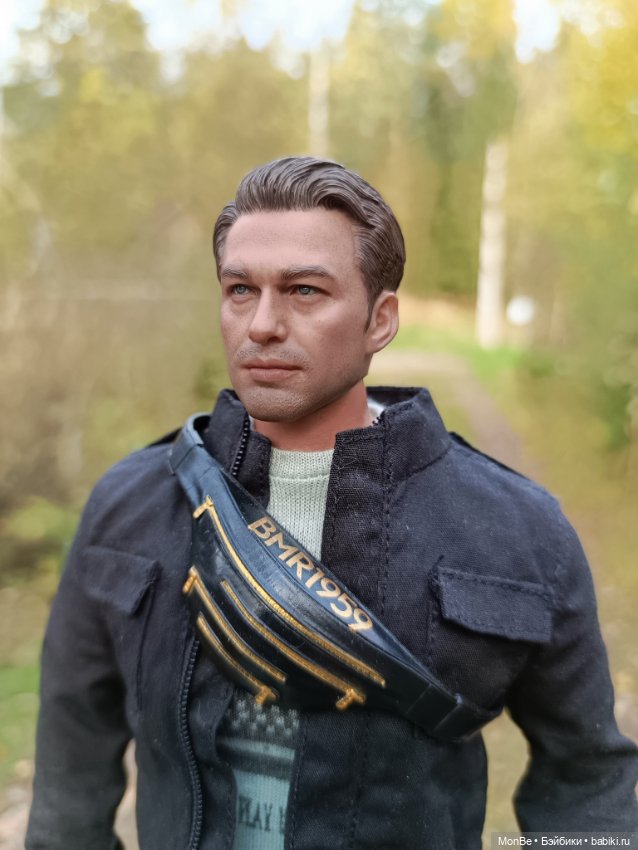 Продам голову DamToys на теле Worldbox