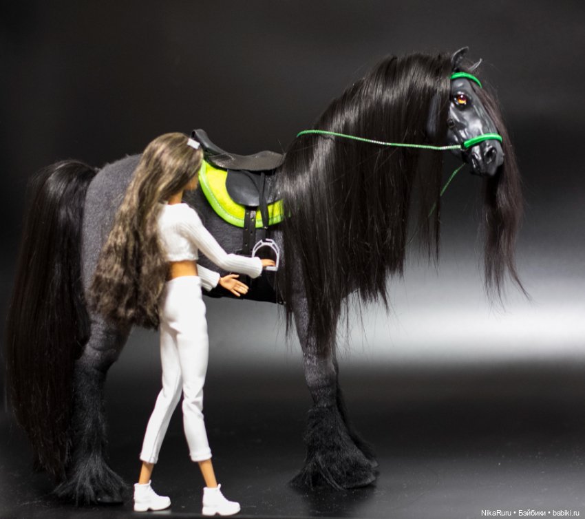 Лошадь для Барби, подвижная в смешанной технике, конь формат 1/6 (фото 5)