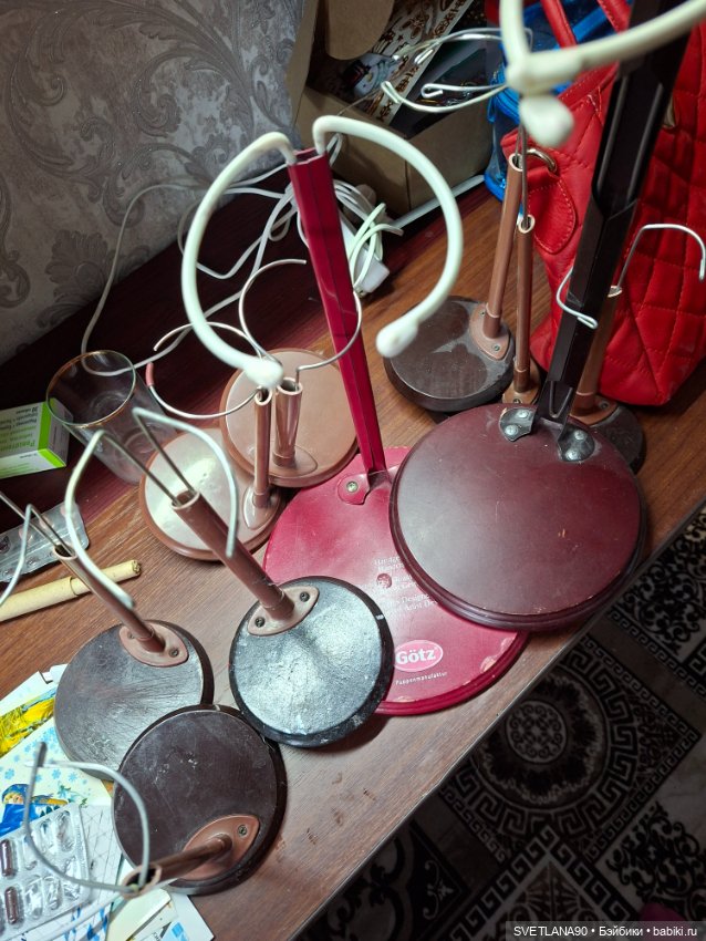 10 подставок для кукол — Подставки