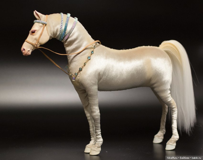 Лошадь для Барби, подвижная в смешанной технике, конь формат 1/6 (фото 7)