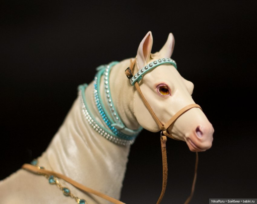 Лошадь для Барби, подвижная в смешанной технике, конь формат 1/6 (фото 4)