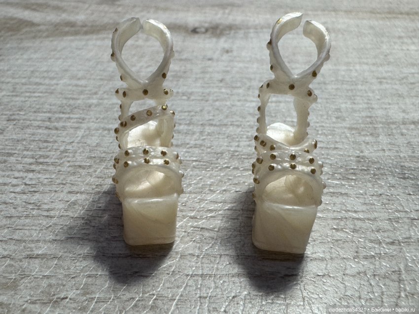 Аутфит из конструктора №1 Барби Анны Лары