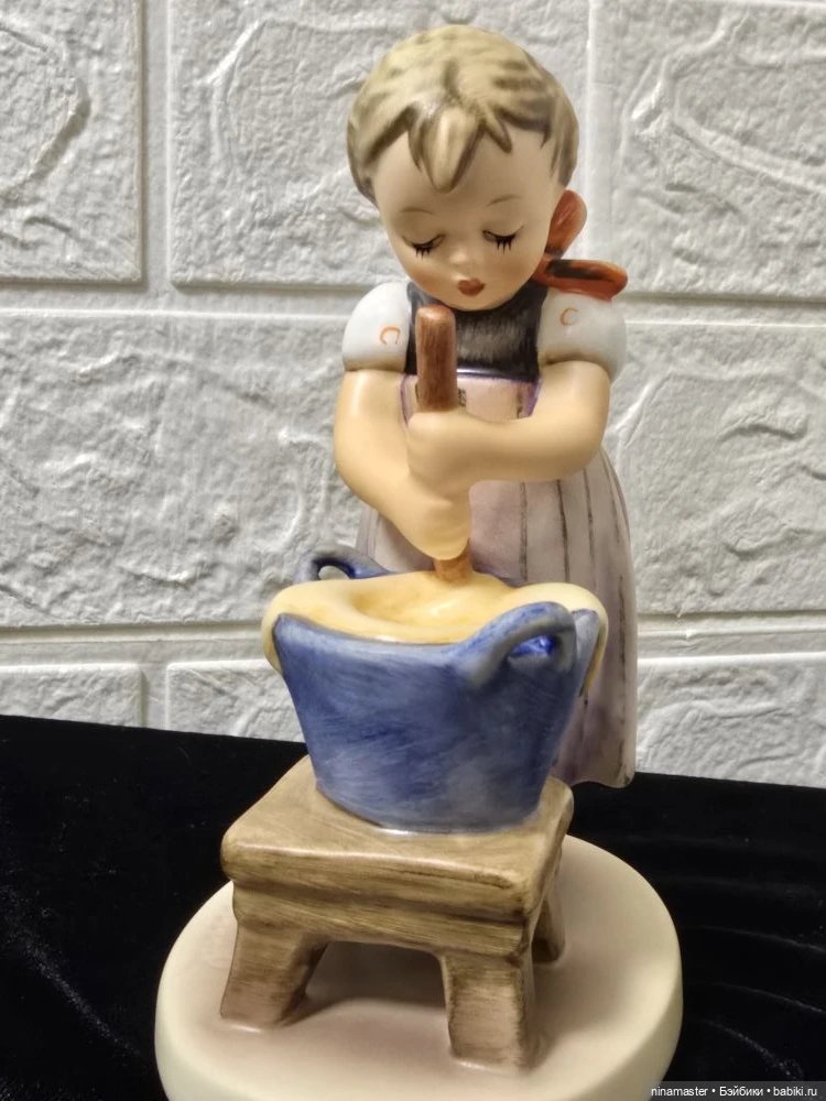 Goebel Hummel. Мамина помощница.1989г (фото 9)