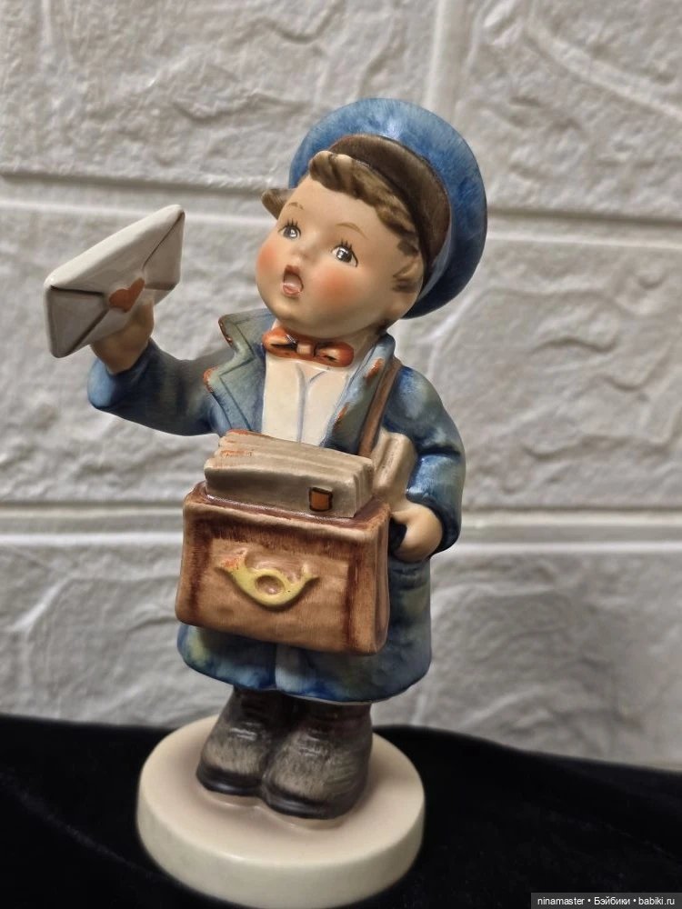 Goebel Hummel. Почтальон. 14 см, 1982 г (фото 9)