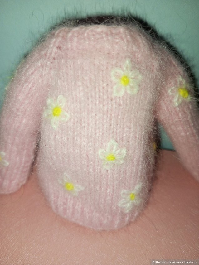 Свитерочек для куколок 1/6