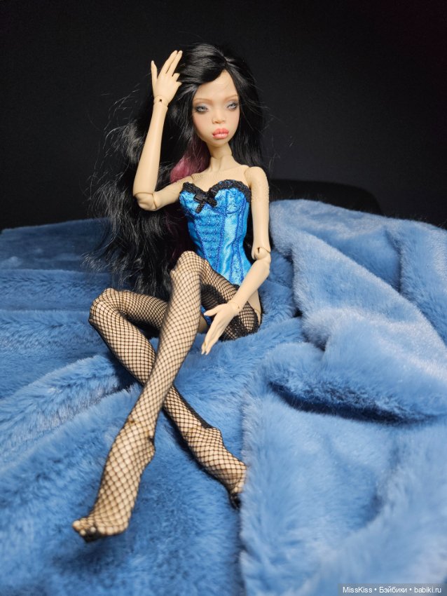 Аутфит для кукол сестёр Поповых (фото 2)