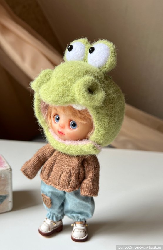 Шапка крокодил на об11 или куклу с размером головы 14-15 см (фото 2)