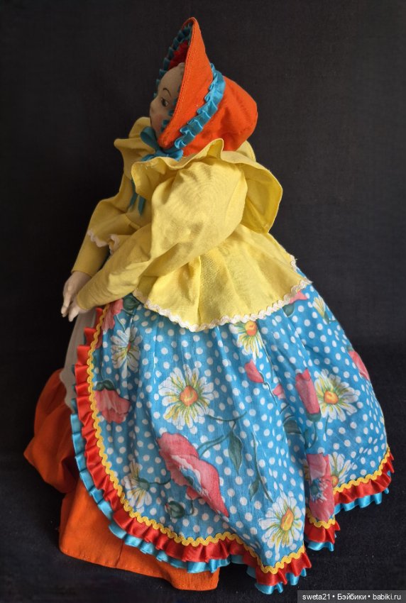 Кукла-грелка на чайник СССР