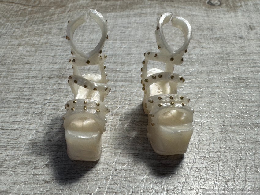 Аутфит из конструктора №1 Барби Анны Лары (2)