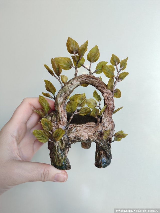 Стульчик, пуфик, кресло для небольших кукол (фото 6)