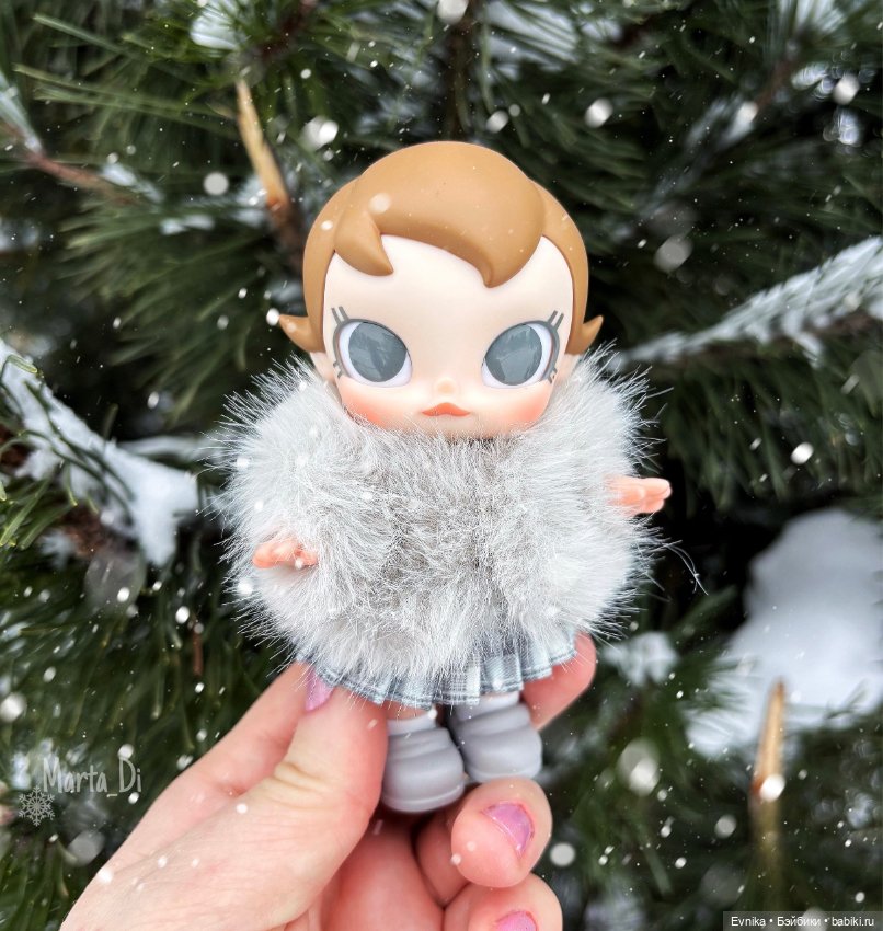 POP MART Baby Molly Winter Fit Check Series