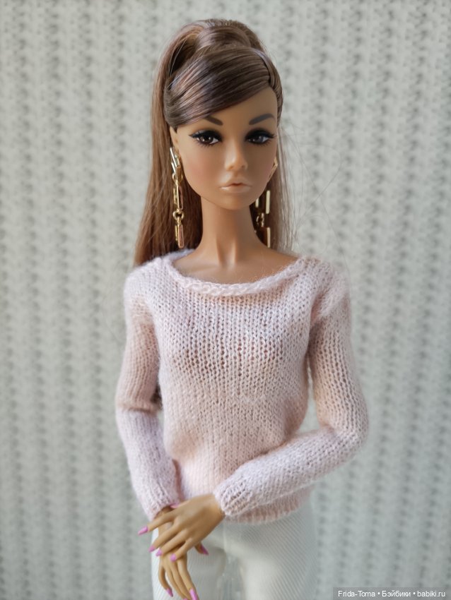 Одежда на Барби Поппи Интегрити кашемировый розовый джемпер (фото 3)