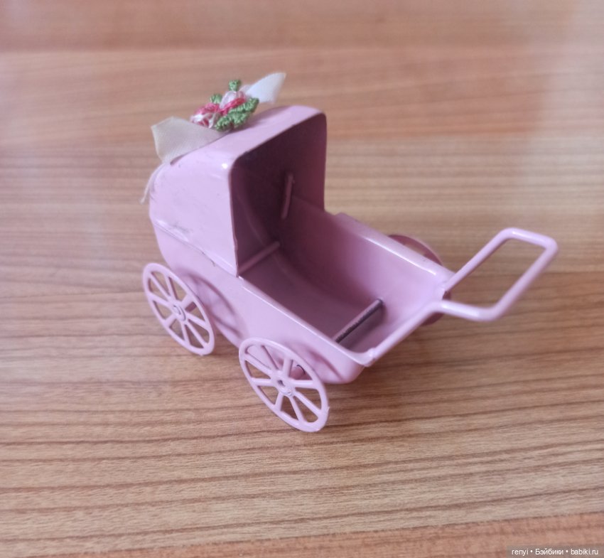 Коляски, кроватки, манеж, карусель для пупсиков (фото 7)