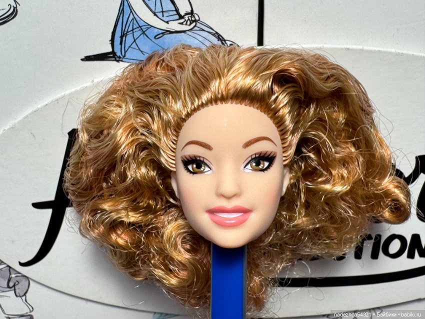 Голова Барби Оливии из конструктора №3 (2)