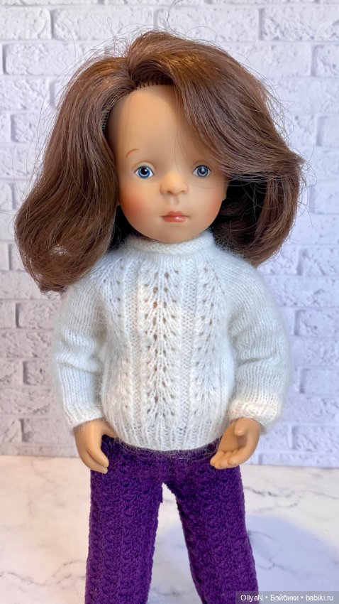 Вязаные наряды на разных кукол