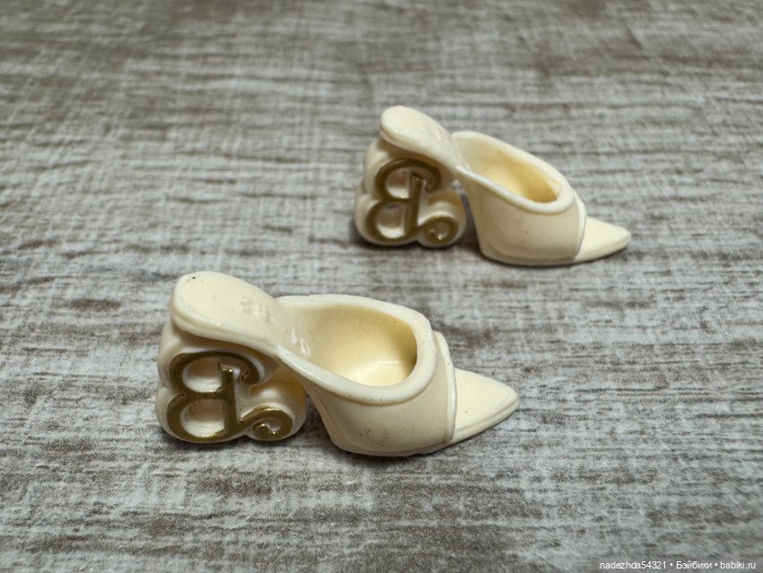 Аутфит из конструктора №2 Барби Элль (3) (фото 9)