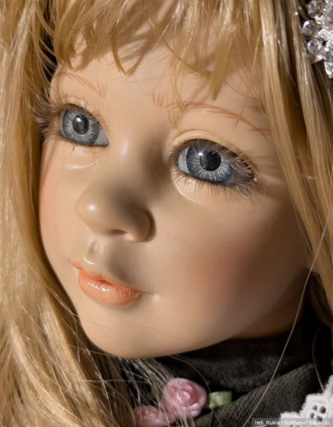 Виниловая кукла из Испании - большая и красивая