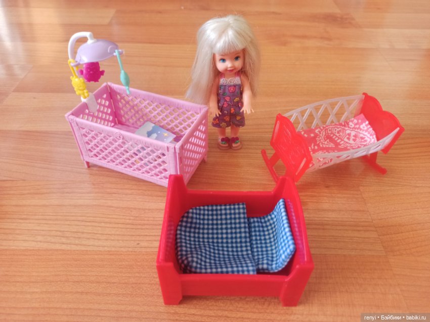 Коляски, кроватки, манеж, карусель для пупсиков (фото 5)