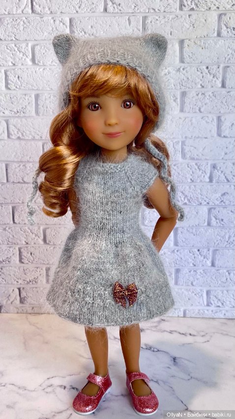 Вязаные наряды на разных кукол (фото 3)