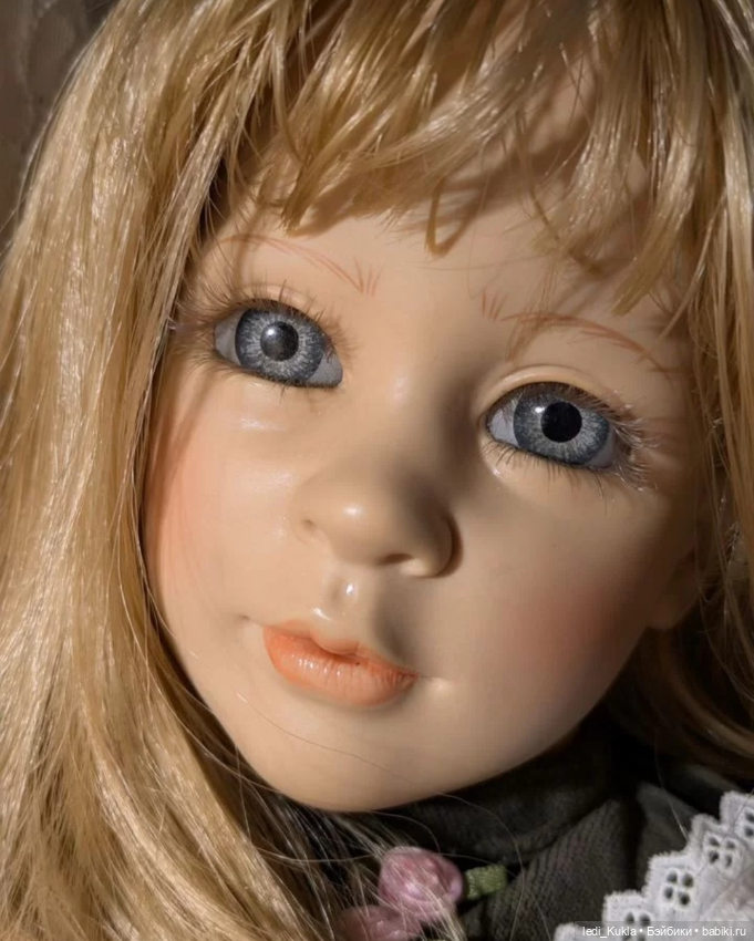 Виниловая кукла из Испании - большая и красивая (фото 2)