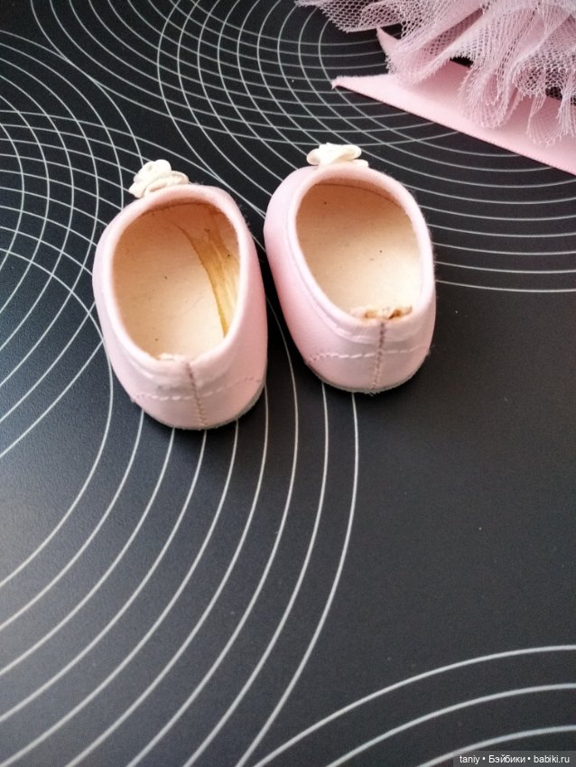 Фабричный аутфит Карлы Балерины Паола Рейна 2011 года (фото 6)