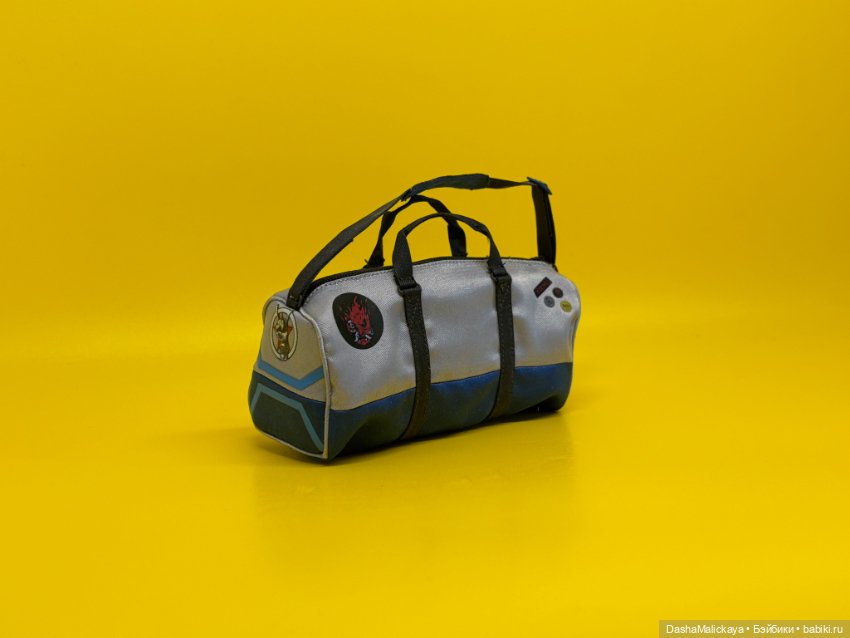 Сумка спортивная Hot Toys