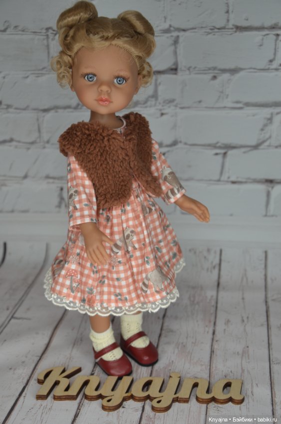 Фирменный аутфит Эммы северянки, Паола Рейна (фото 8)