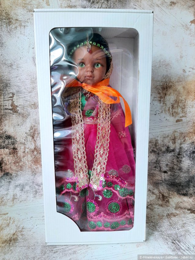 Карла-Нора в образе индианки (фото 4)