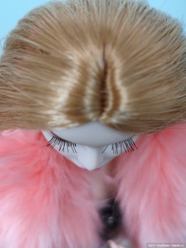 Erin Salston She owns everything (фото 4)