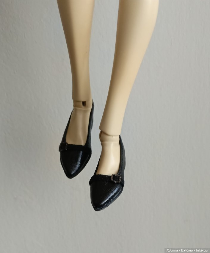 Туфли лодочки из натуральной кожи и замши, полностью чёрные (фото 4)